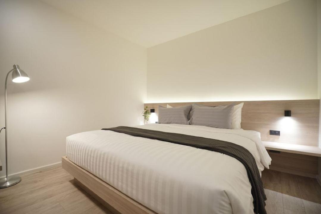 E11 Hotel - Bts Punnawithi กรุงเทพมหานคร ภายนอก รูปภาพ